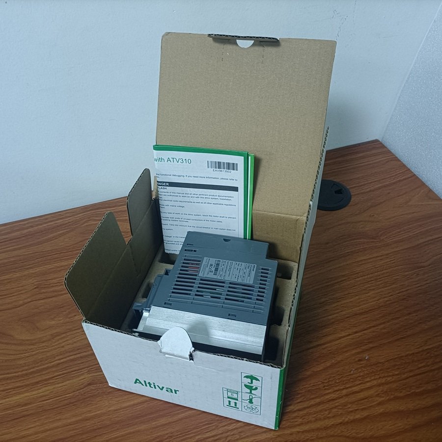 Schneider ATV310H075N4E VSD variable speed drive